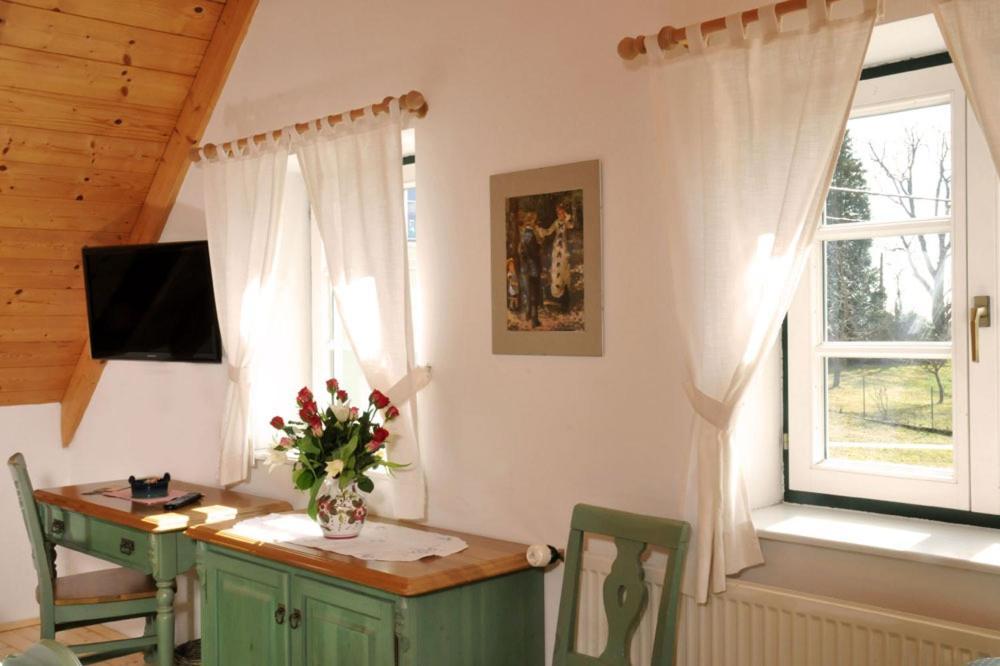Stoffbauer Gmbh Hotel Грац Екстериор снимка