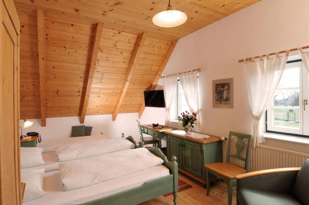 Stoffbauer Gmbh Hotel Грац Екстериор снимка