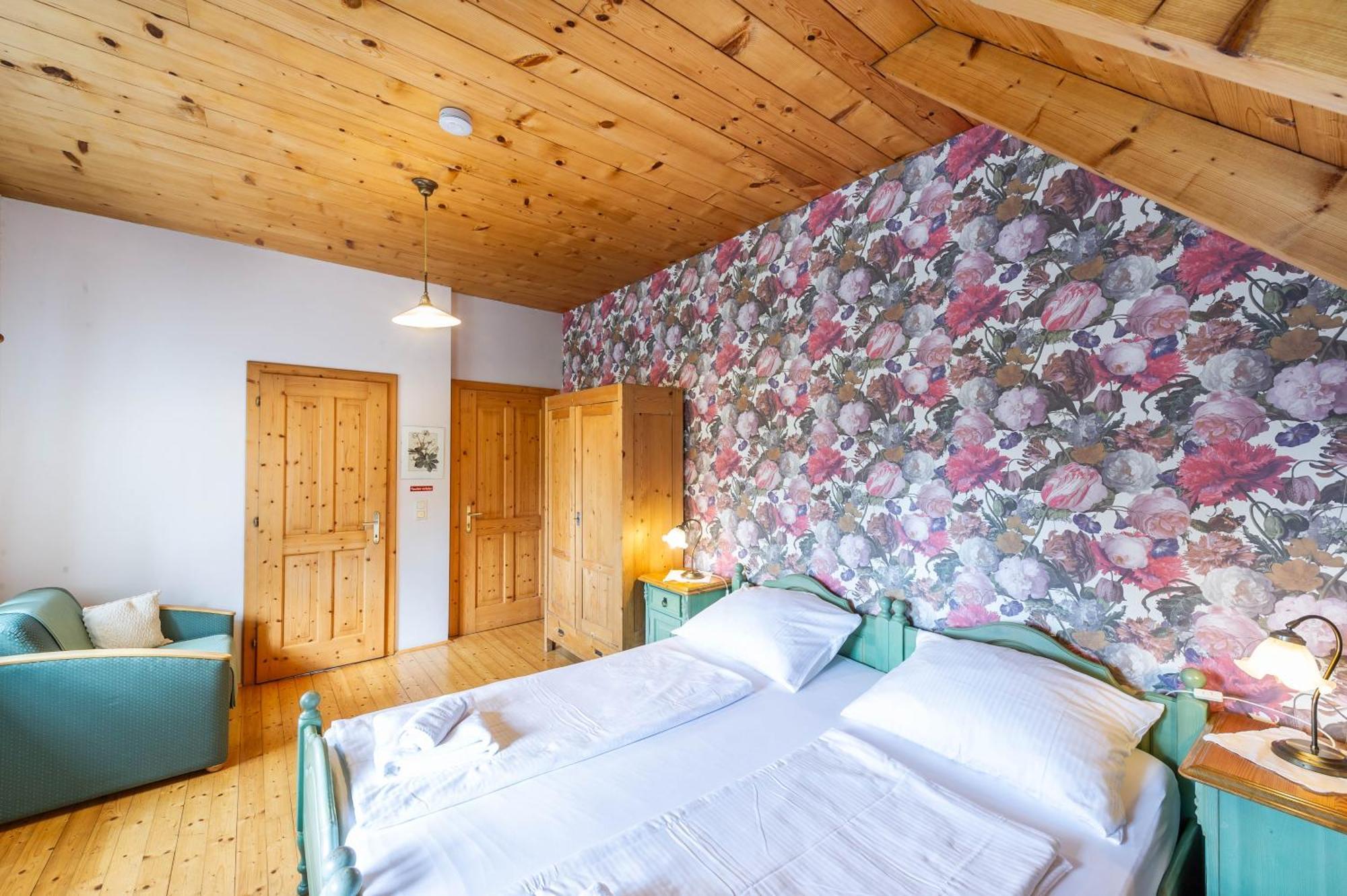 Stoffbauer Gmbh Hotel Грац Екстериор снимка